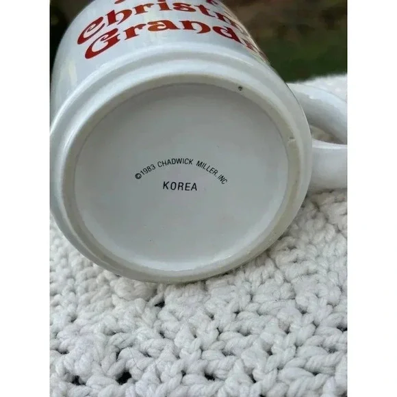 Vintage Merry Christmas Grandma Coffee Mug 1980’s Retro Kitschy Korea 3.5” Cute! - Picture 5 of 5